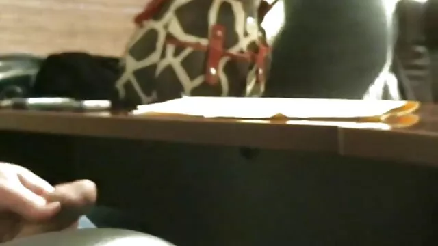 פורנו לוהט, ללא רישום.  
