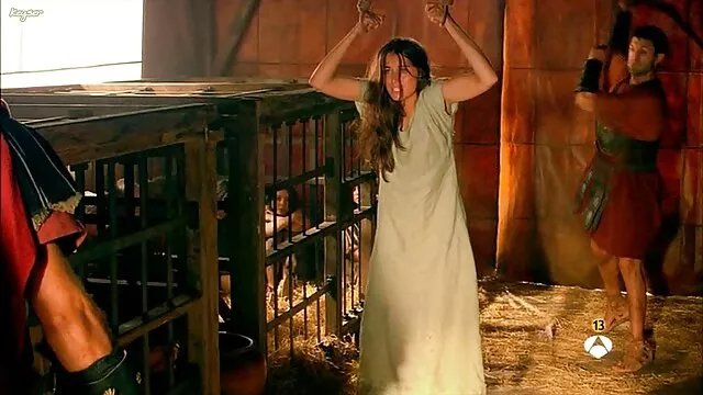 פורנו לוהט, ללא רישום.  האיש קס חינם התרחץ וקיבל את שאיפתו של מעסיקו.