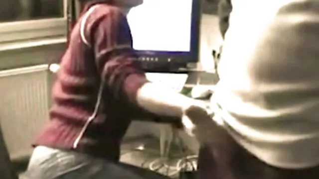 פורנו לוהט, ללא רישום.  החלף חברים של ס2ס חינם המלאכותי להיות אמיתי