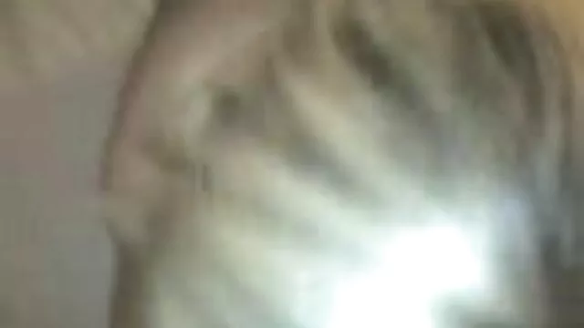 פורנו לוהט, ללא רישום.  מאהב של רוז נתן סקס עם צעירות חינם תחת