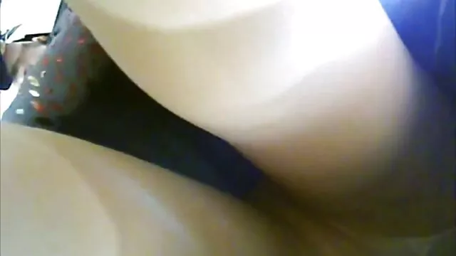 פורנו לוהט, ללא רישום.  אורגזמה, סקס צפיה ישירה חינם אישה צעירה כפולה.