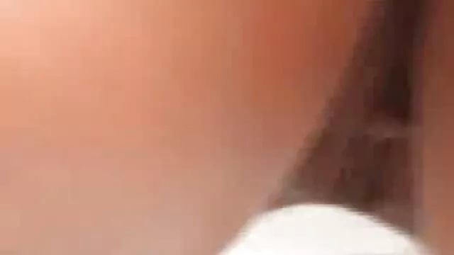 פורנו לוהט, ללא רישום.  זוג צעיר סקס חם חינם וסקסי אוהבים את החגים.